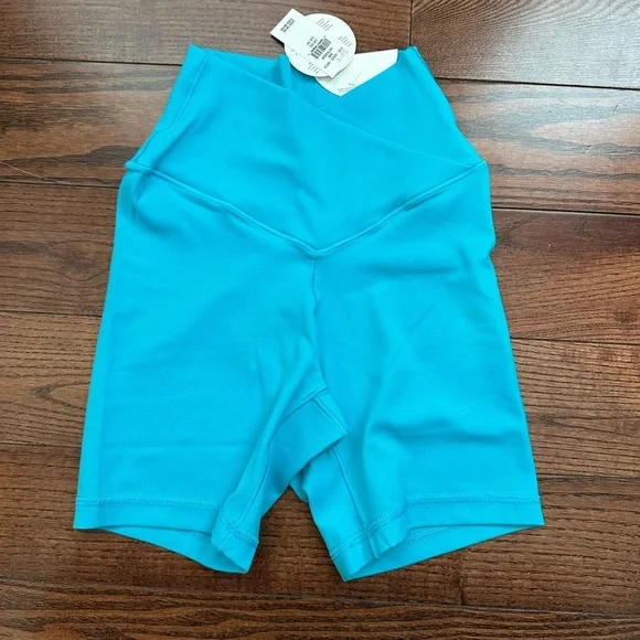 NWT Offline by Aerie Real Me Crossover 5” Bike Short - Picture 5 of 7